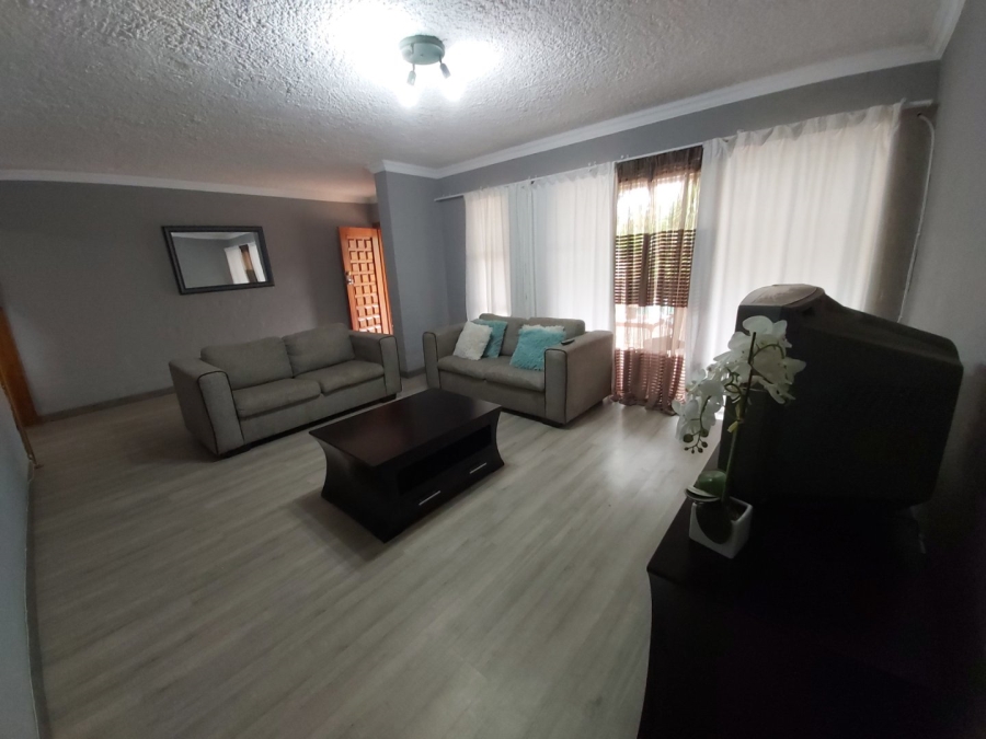 4 Bedroom Property for Sale in Belgravia Northern Cape